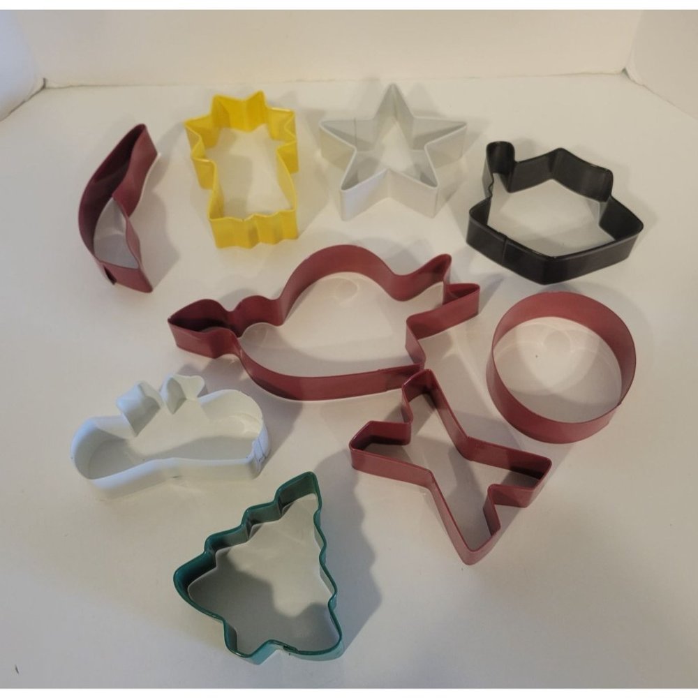 Vintage Lot of 8 Enameled Metal Assorted Cookie Cutters